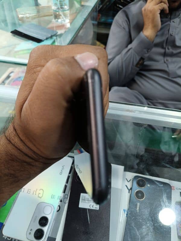 Factory unlock nonpta bilkul ok ha phone  original condition 10/9.5 1