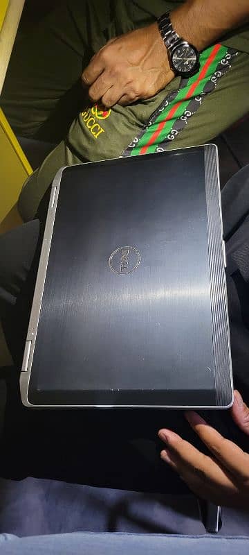 Latitude E6420 1