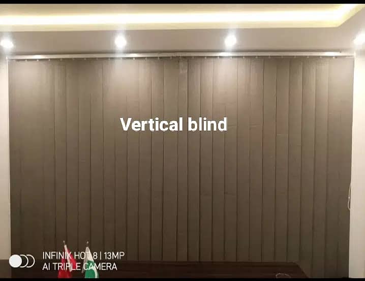 Roller blind heat n Sun light control. Zebra blind. Wood blind 12