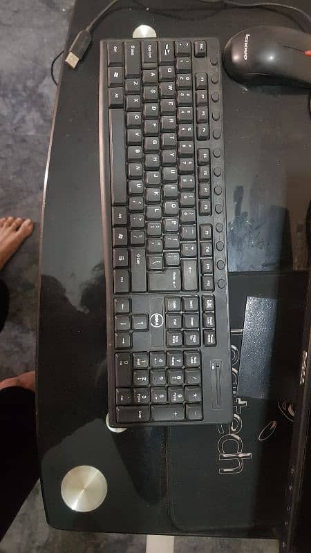 Dell core i5 8th generation 8/256 Dell monitor 0