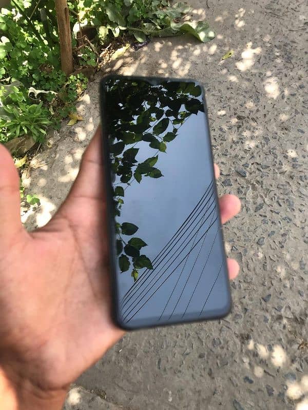 vivo y17s 6 128gb with box charj k sath 03007720954 3