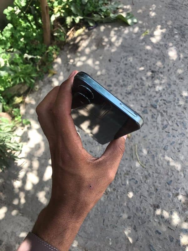 vivo y17s 6 128gb with box charj k sath 03007720954 5