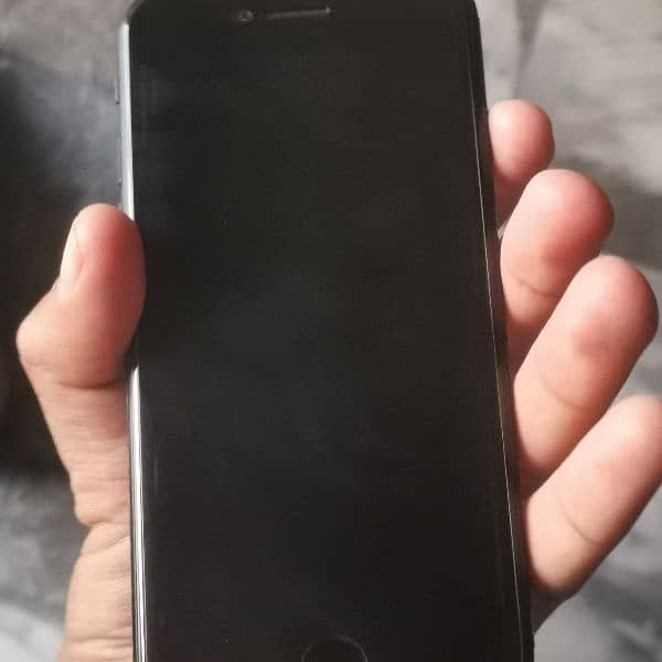 : Iphone SE 2nd Generation 7