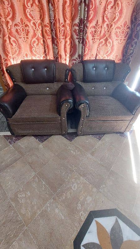 5 Seater Sofa Set 0
