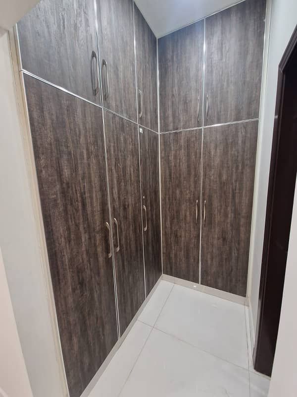 1 KANAL HOUSE FOR SALE WITH FULL BASEMENT @ VERY IDEAL LOCATION OF NISHTER BLOCK NEAR EIFFEL TOWER, THEME PARK, WINTER LAND BAHRIA TOWN LAHORE 20