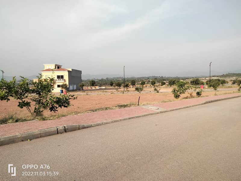 Affordable 5 Marla Plot for Sale Great Location 7