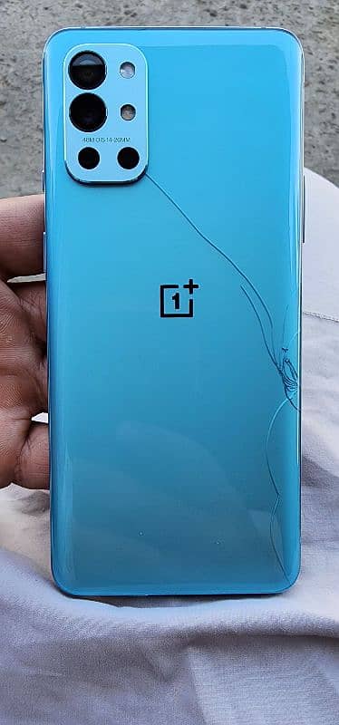 OnePlus 9R 3