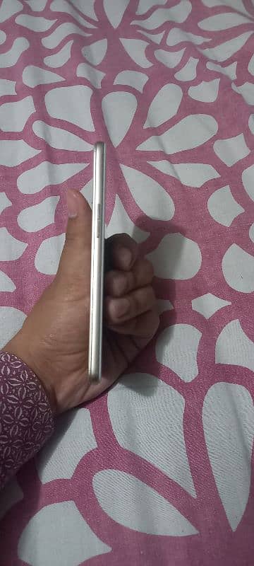 Oppo A37 10/9 3