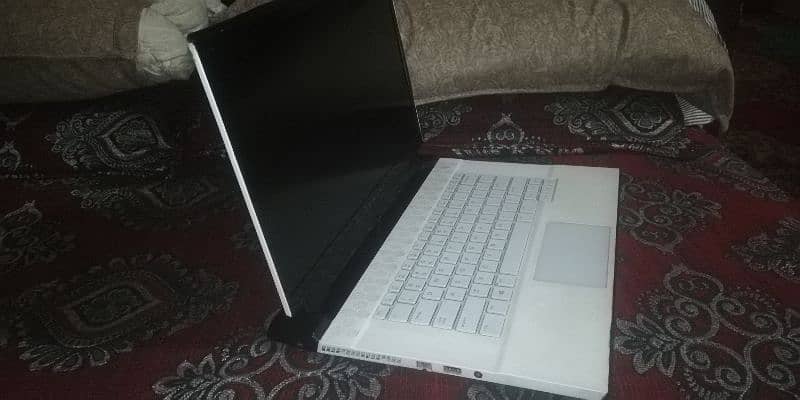 Alienware m15r2 2