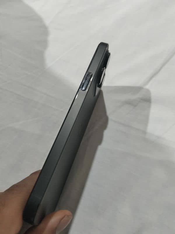 iPhone 14 pro max 128 GB new condition with box 1