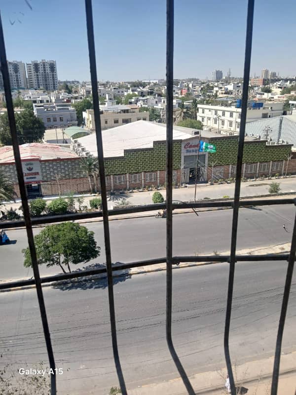Flat For Rent. 3 bed DD. Road Facing. Johar-Mor KHI 7