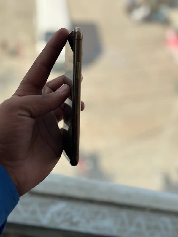i phone 11 pro non pta 0