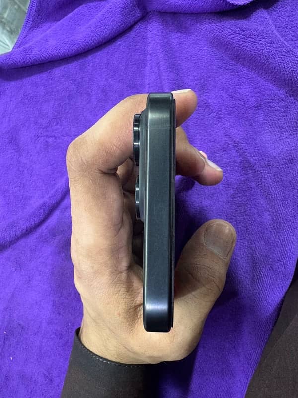 i phone 15 pro max 256gb jv sim tray 9