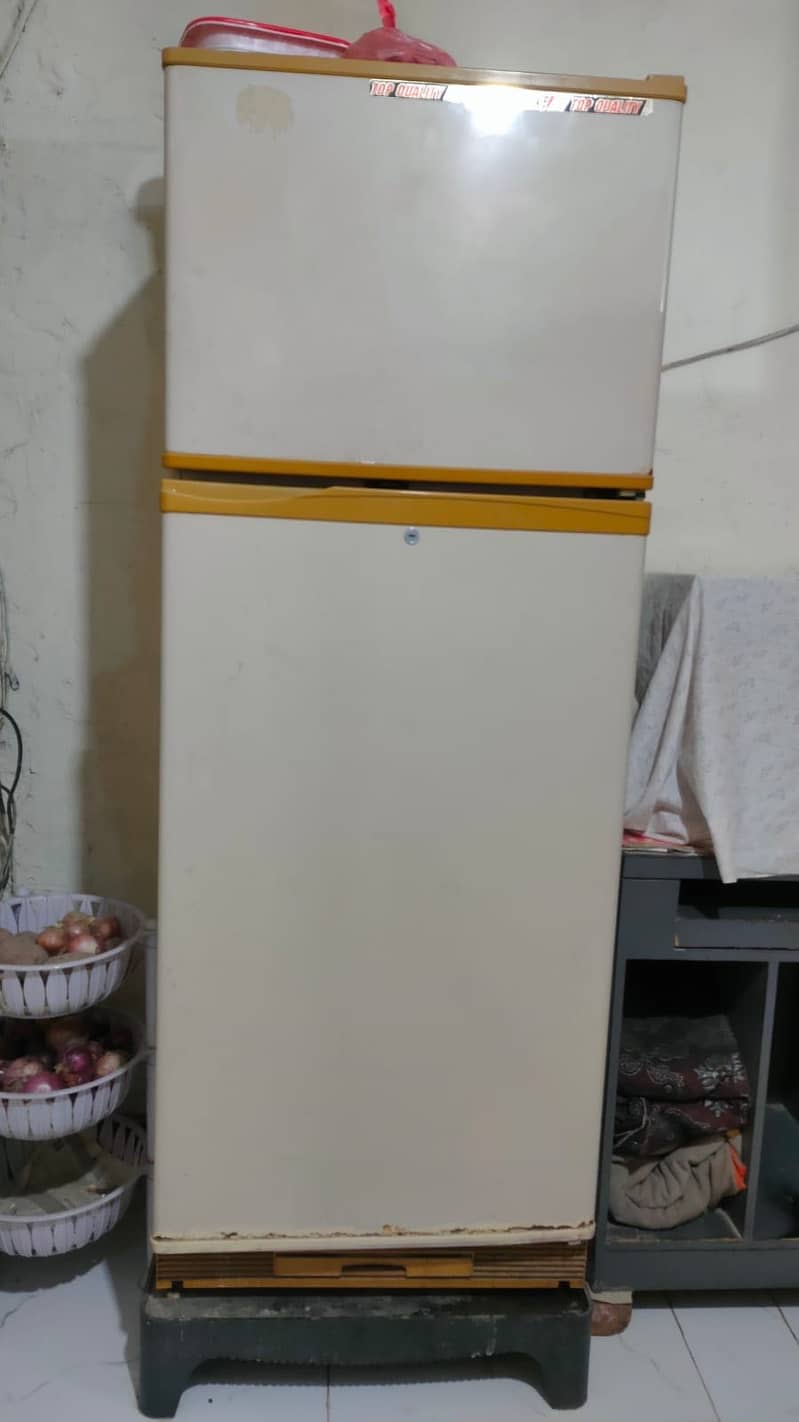 Pell refrigerator 2