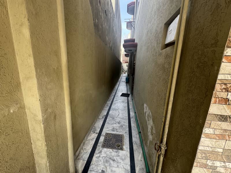 10 Marla House For Sale In Judicial Near Main Raiwind Road 1