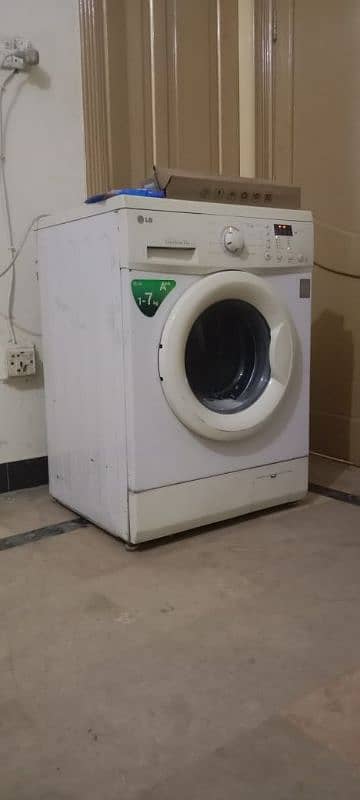 LG front load fully auto washing machine 2