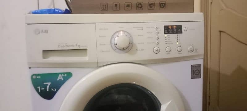 LG front load fully auto washing machine 3