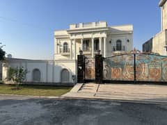 Spanish House For Sale On Best Location With All Facalities