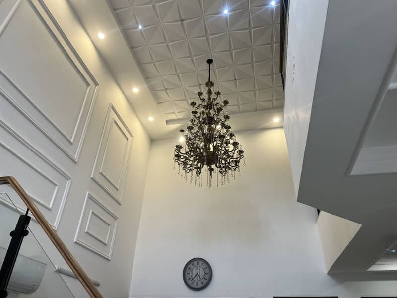 Spanish House For Sale On Best Location With All Facalities 4