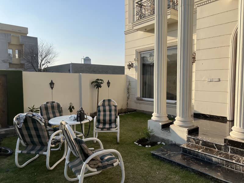 Spanish House For Sale On Best Location With All Facalities 8