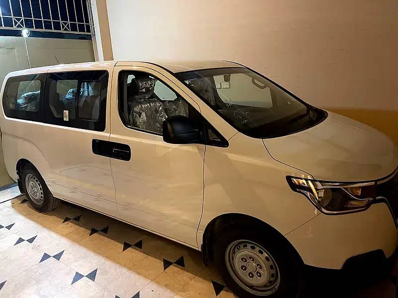 Security Guard's Prado Revo on rent Lahore BMW Self Drive Rent a Car 9