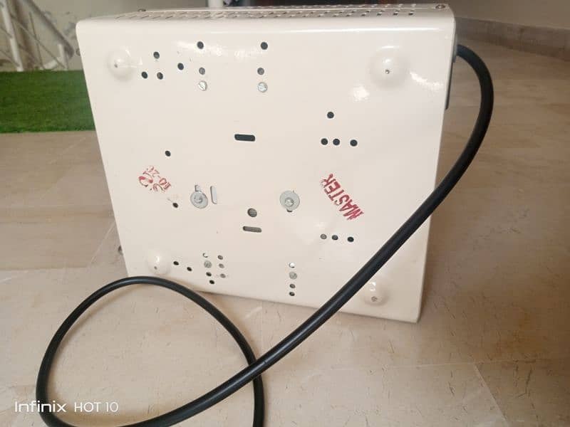 Universal stabilizer 100 W 5