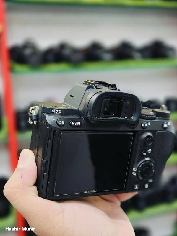 Sony a7iii, Fullframe Mirrorless camera Still Under warranty 5