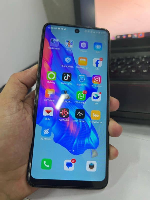 tecno camom 18p full lush condition 10 by 10 0