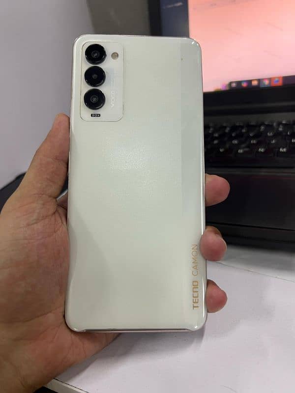 tecno camom 18p full lush condition 10 by 10 1