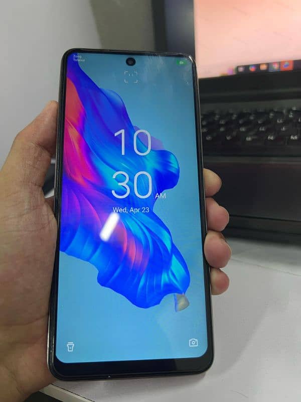 tecno camom 18p full lush condition 10 by 10 3