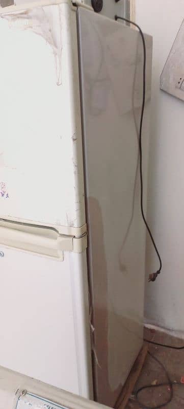 orient refrigerator good condition 3