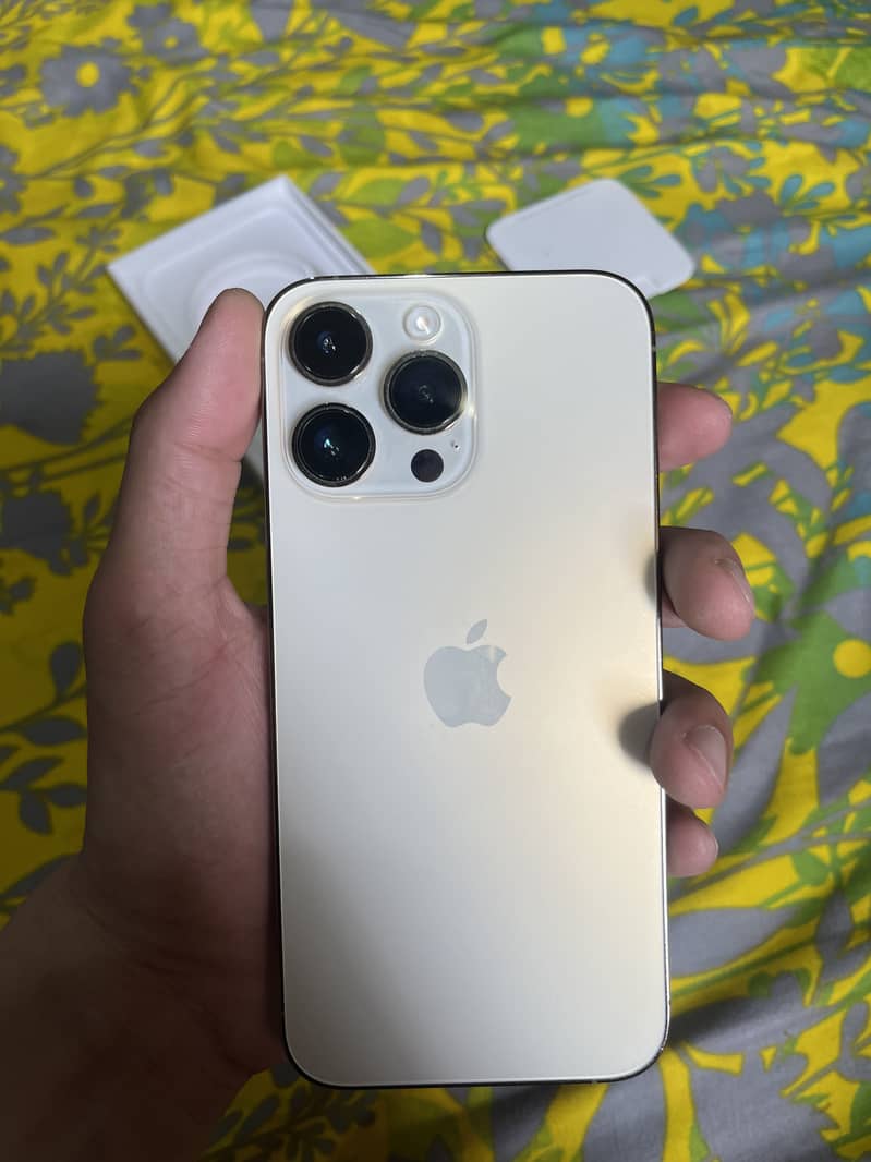 Iphone 14 pro max 3