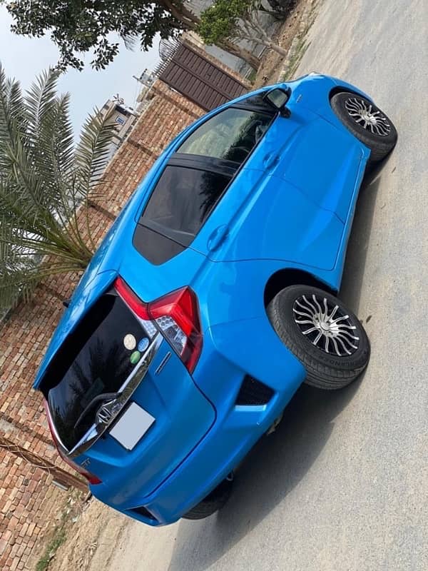 Honda Fit 2015 Import & Regesterd 2018 4