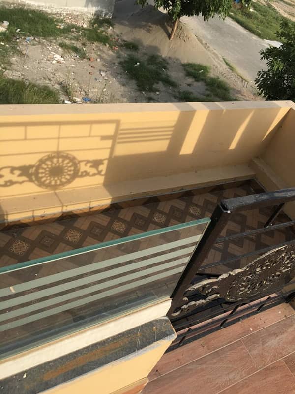 Hot Location, Cool Price 1-Kanal Modern Portion with 3 Luxurious Bedrooms, Front & Back Terraces, and Private Entry in DHA Phase 7 21