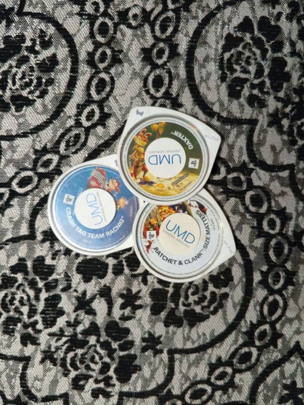 SONY PSP 3000 WITH ALL SOFTWARE AND GAMES 3