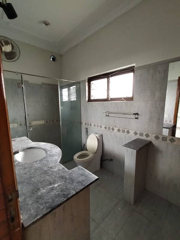 25-Marla Well-Designed Lower Portion For Rent 2 Bedrooms With Attached Baths, Drawing &Amp;Amp; Dining, Kitchen &Amp;Amp; Store In A Prime DHA Phase 4 Location 12