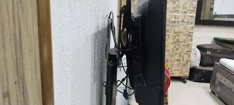 led stand 1