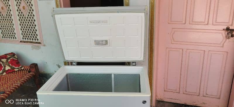 PEL Arctic Pro Deep Freezer - Single Door 9