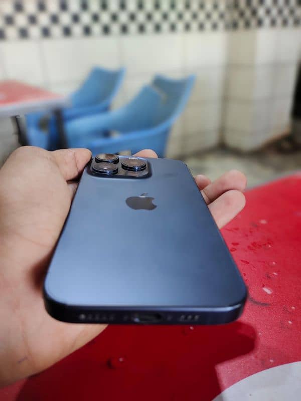 iPhone 15 pro LLA blue 128gb Condition 9.5/10 battery health 92% 2