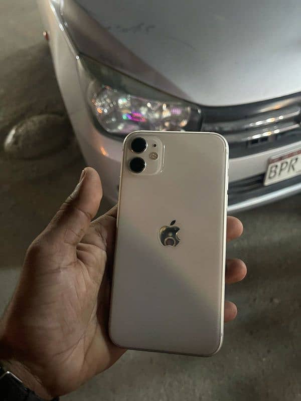 iPhone 11 2