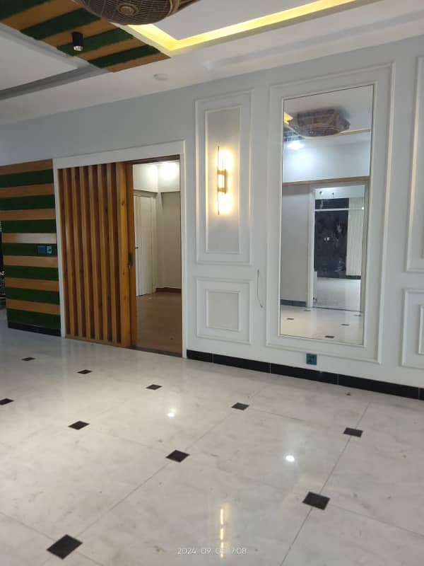 LUXURY 3 BED APARTMENT WITH TERRACE AVAILABLE FOR RENT IN CLIFTON 12