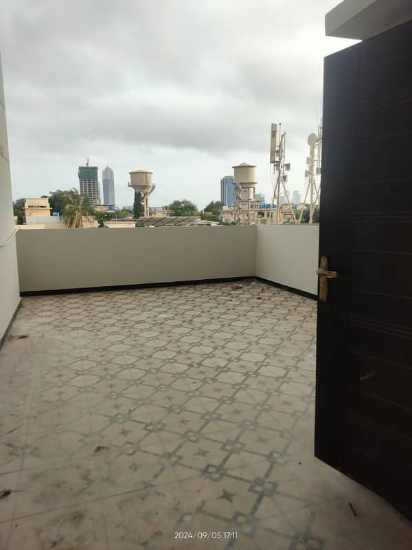 LUXURY 3 BED APARTMENT WITH TERRACE AVAILABLE FOR RENT IN CLIFTON 17