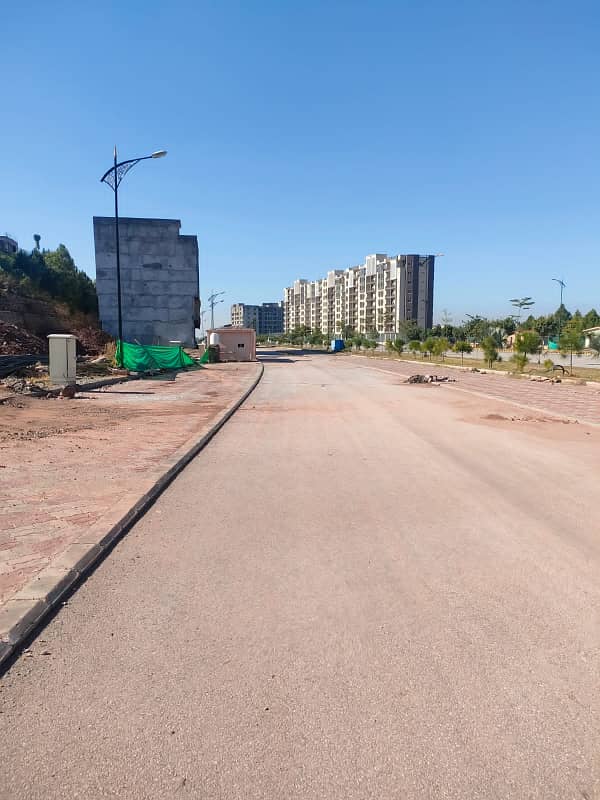 Possession Plot in Ideal Location Near Entrance, Masjid & Green Area 6