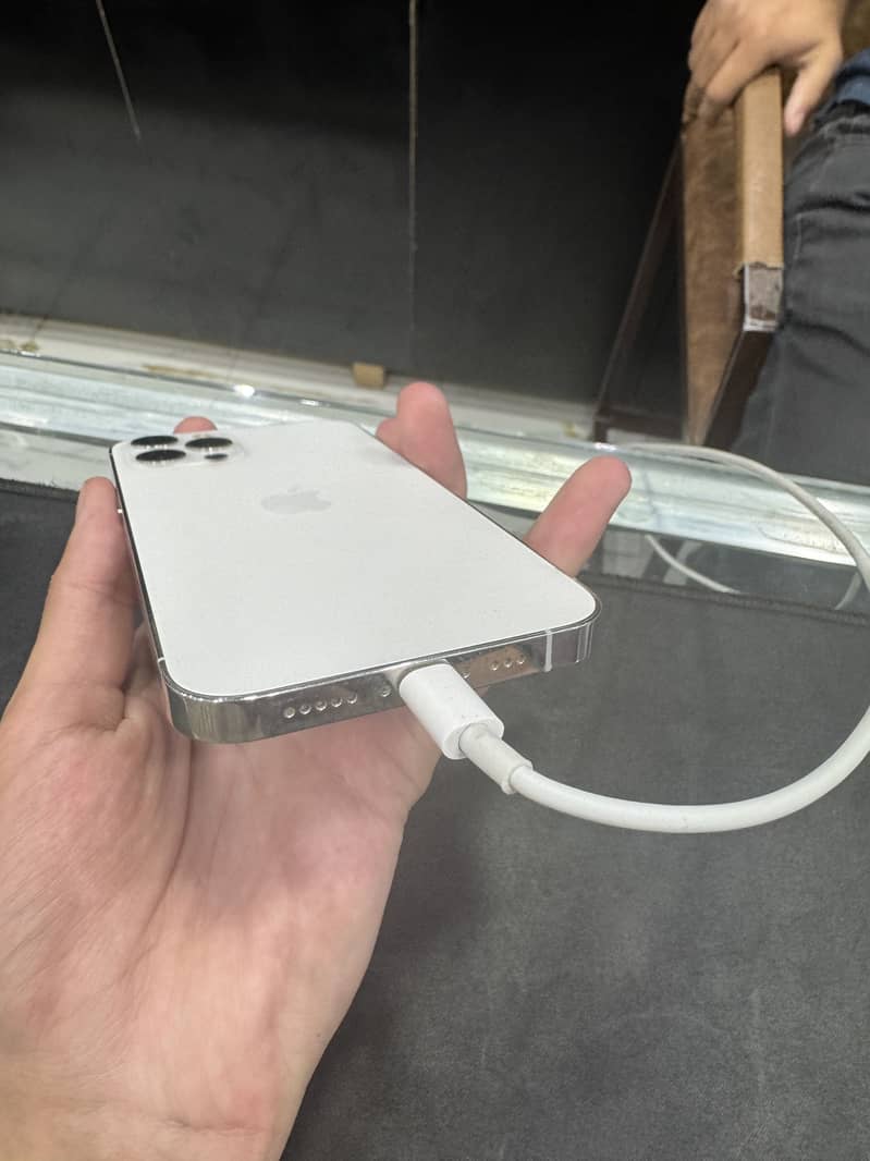 iphone 12 pro(pta-approved) 256gb 1