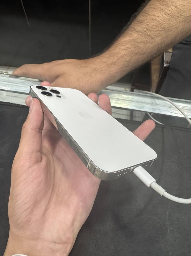 iphone 12 pro(pta-approved) 256gb 2
