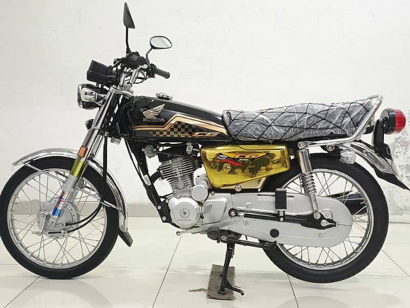 HONDA CG-125 SELF-START MODEL 2024 0