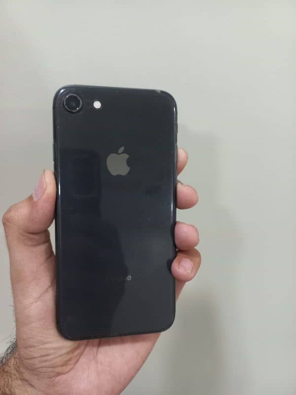 iPhone 8 (64GB Non-PTA Factory Unlock) 0