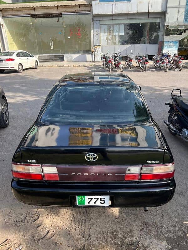 Toyota Corolla XE 1999 7