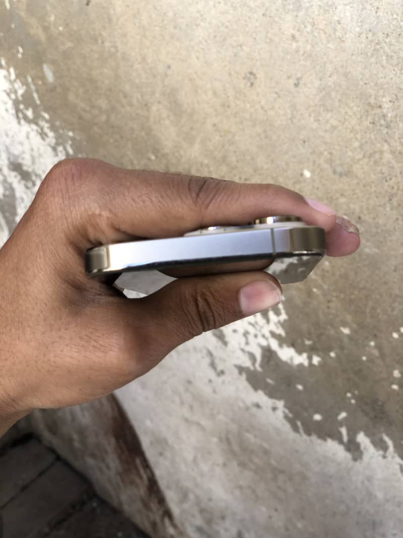 iPhone 14 pro factory unlock 5