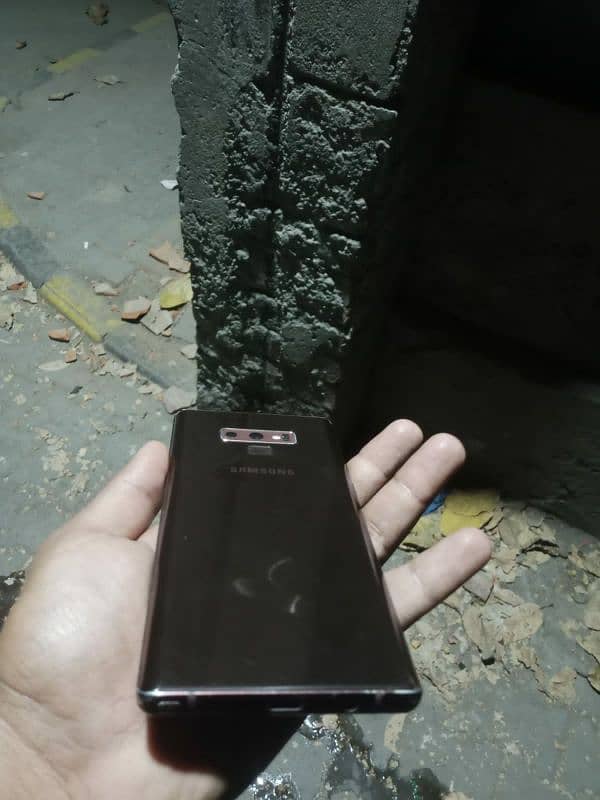 Sumsung Note9 dote 1